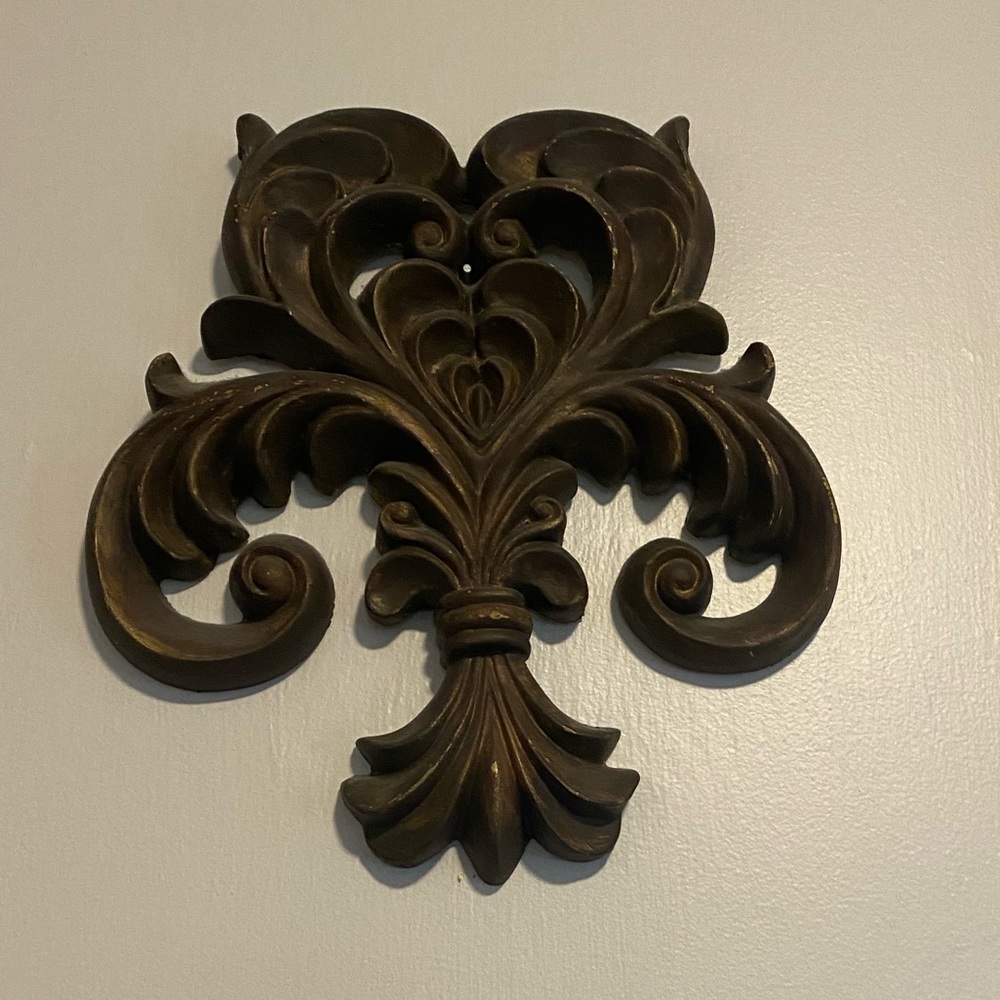 4 wall accents
